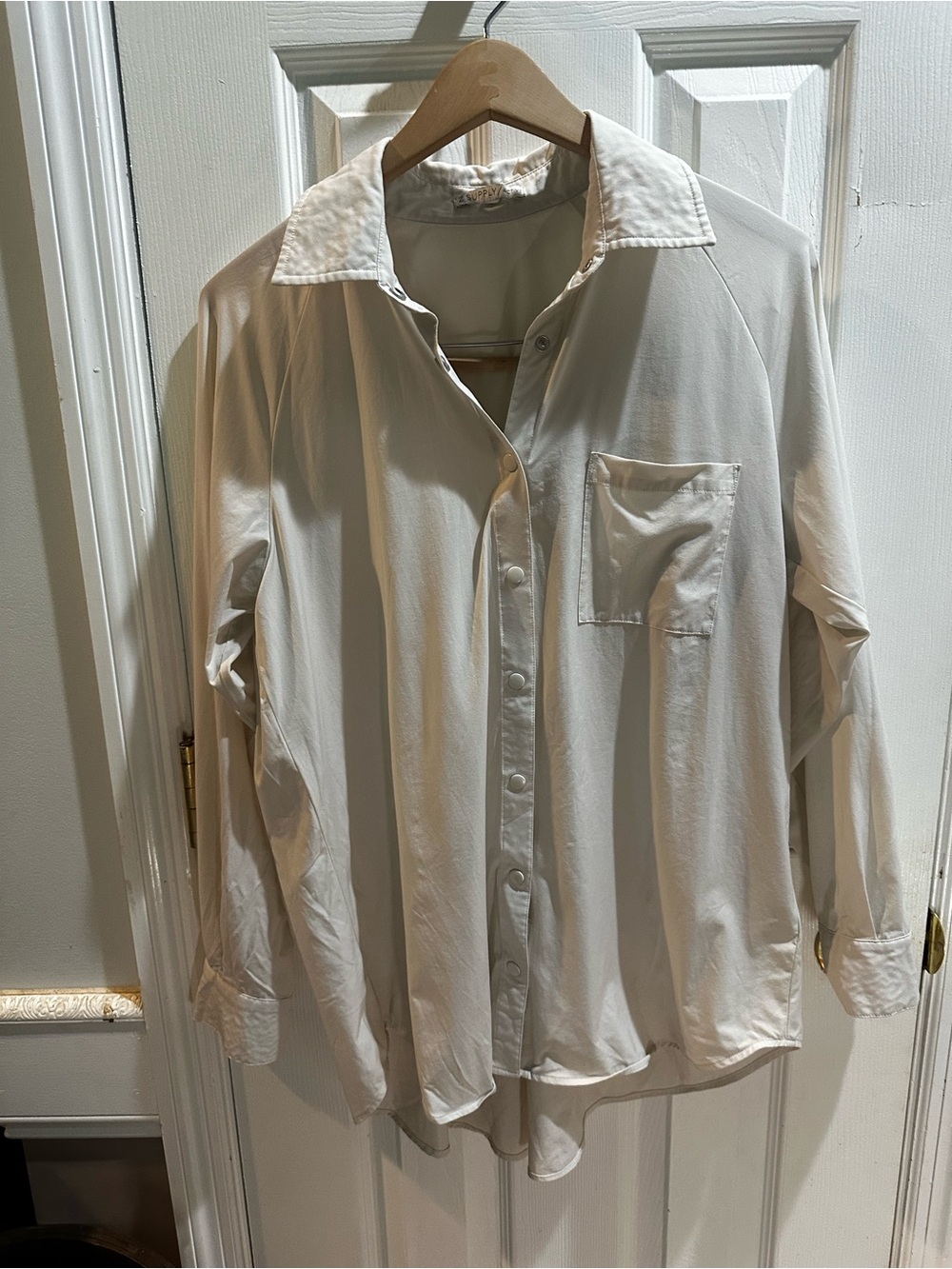 Z Supply Active Off White Button Up Snap Shirt Nylon Oversized Stretch Small